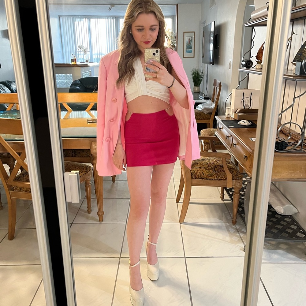 Superdown hot pink mini skirt